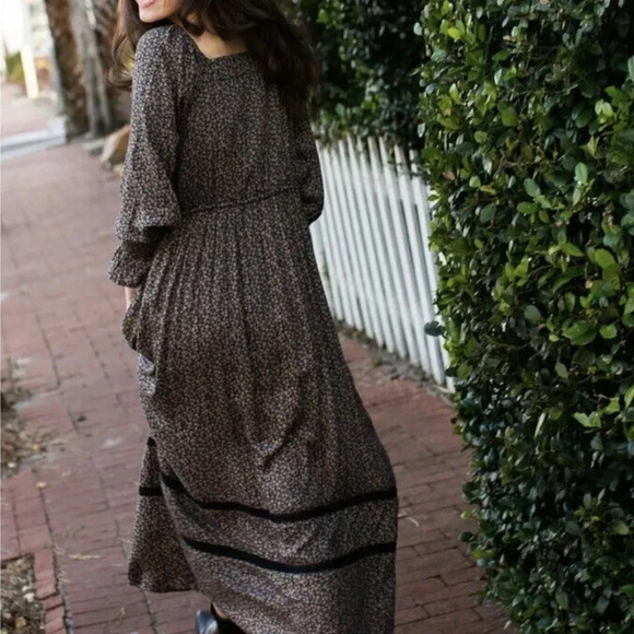 NATURAL LIFE DITZY FLORAL SQUARE NECK COTTAGECORE BOHO MAXI DRESS SIZE MEDIUM - Picture 2 of 11